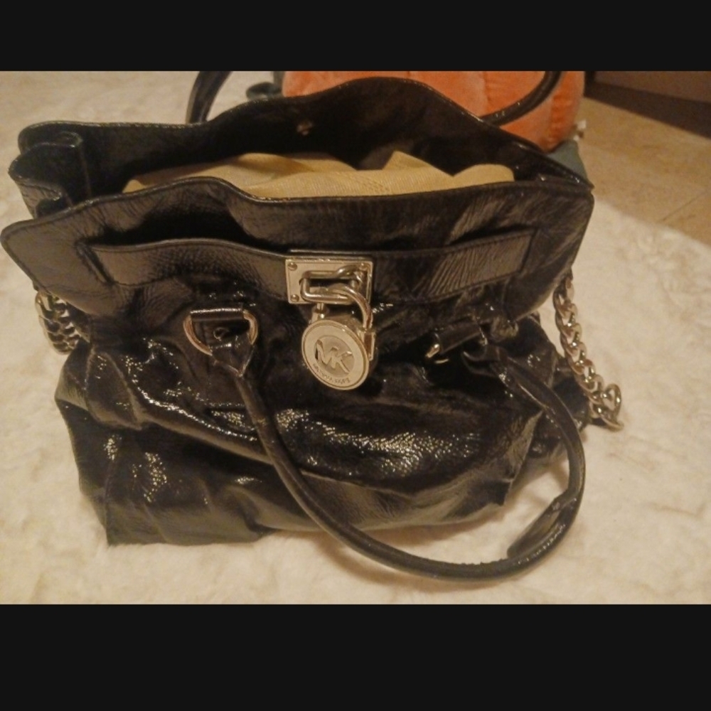 Michael Kors Shiny Black Satchel Style Bag - Picture 3 of 3
